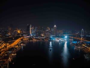 singapour de nuit skyline